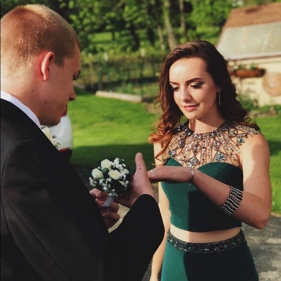 Prom Dress - Picture 1 of 4